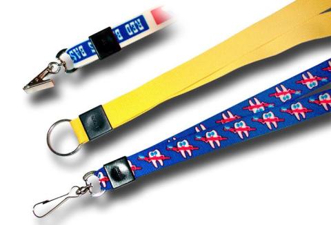 3 verschiedene Umhängebänder mit individuellen Drucken